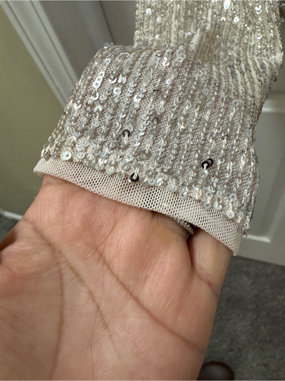 LOFT Sequin Long Sleeve Tee M - Picture 8 of 8